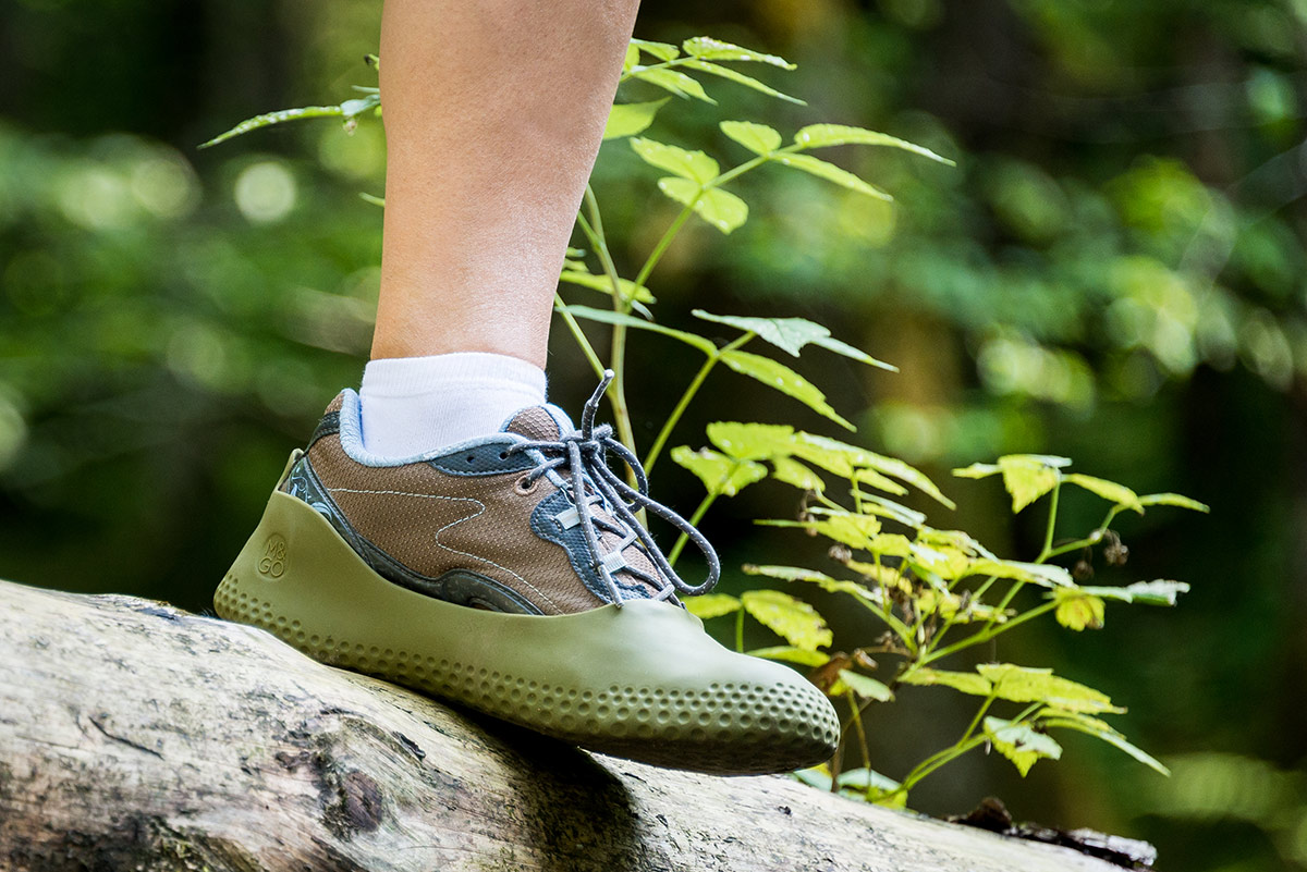 Surchaussures pour les promenades en forêt la Mouillère